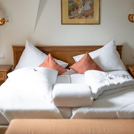 Hotel Kurhaus Dr. Petershofer Wolfsegg am Hausruck Esterno foto